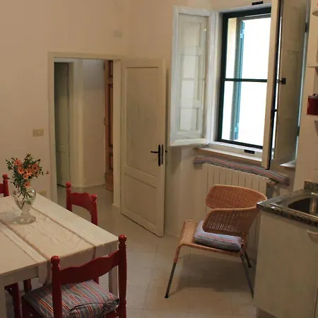 La Casina Di Meri דירה